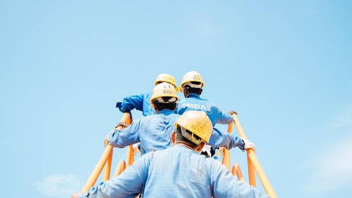 Study Highlights Jobs Associated with Higher Rates of Drinking