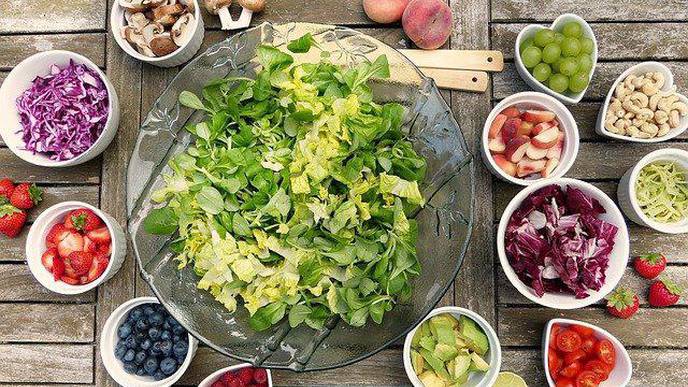 What Diet Is Most Likely to Help Ease Crohn's Disease?