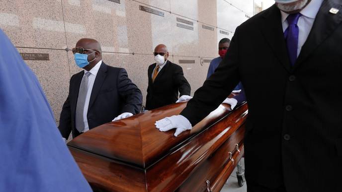 US Death Toll From COVID-19 Passes 100,000 People