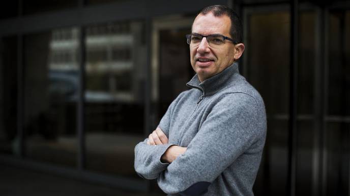 First COVID-19 Vaccines’ Triumph Raises Hope for Cancer Fight