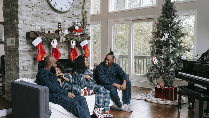 14-Day Quarantine Still Best Before Seeing Loved Ones for the Holidays