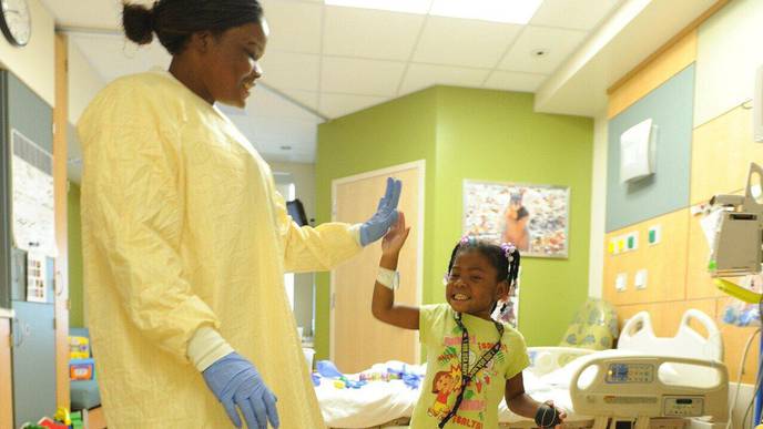 Helping Childhood-Onset Lupus Patients Stay Healthy As Adults