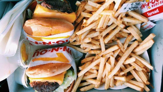Diet Rich in Animal Foods, Alcohol, & Sugar Linked to 'Inflammatory' Gut Microbiome