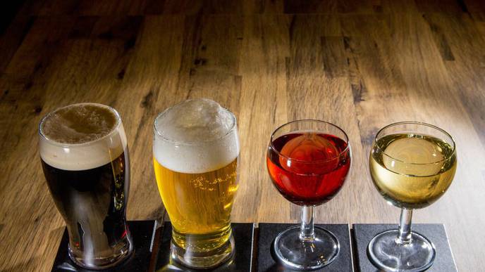 Parents More Lenient About Alcohol with Teens Who Experience Puberty Early